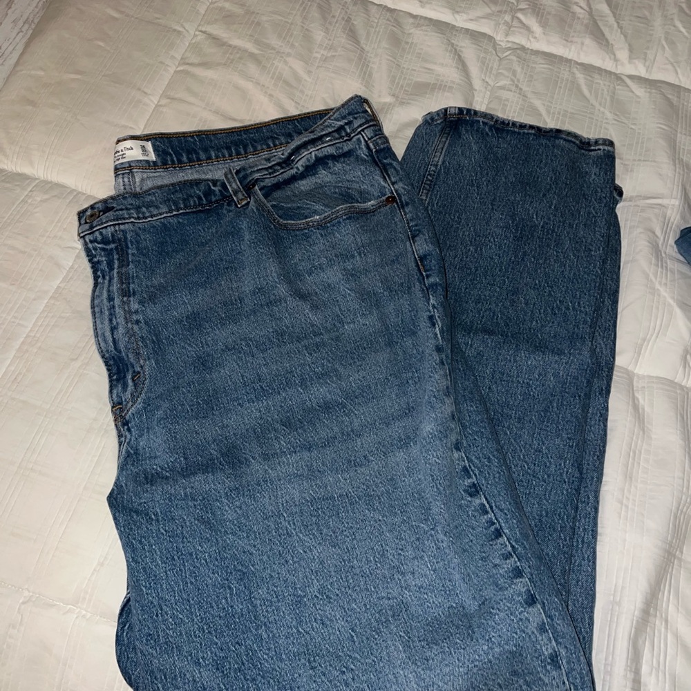 Abercrombie & Fitch Women's High Rise Denim Jeans